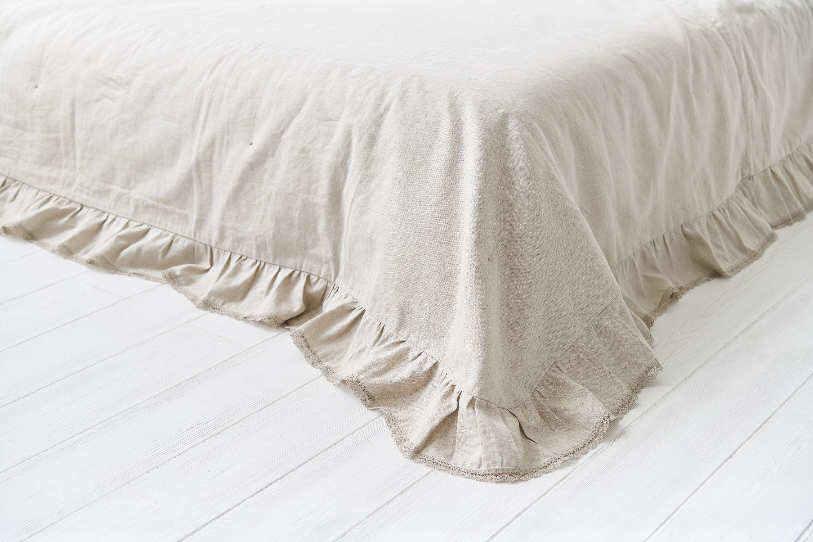 Natural Linen Bedspread With Ruffles and Linen Lace